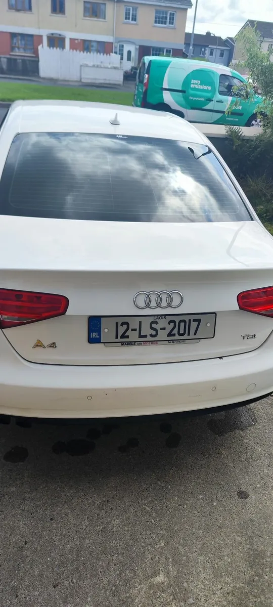 Audi A4 2012 - Image 2
