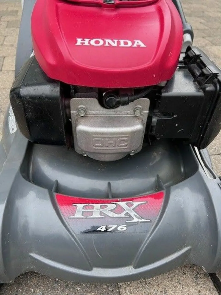 Honda HRX 476 Self-propelled Petrol Lawn Mower - Image 3