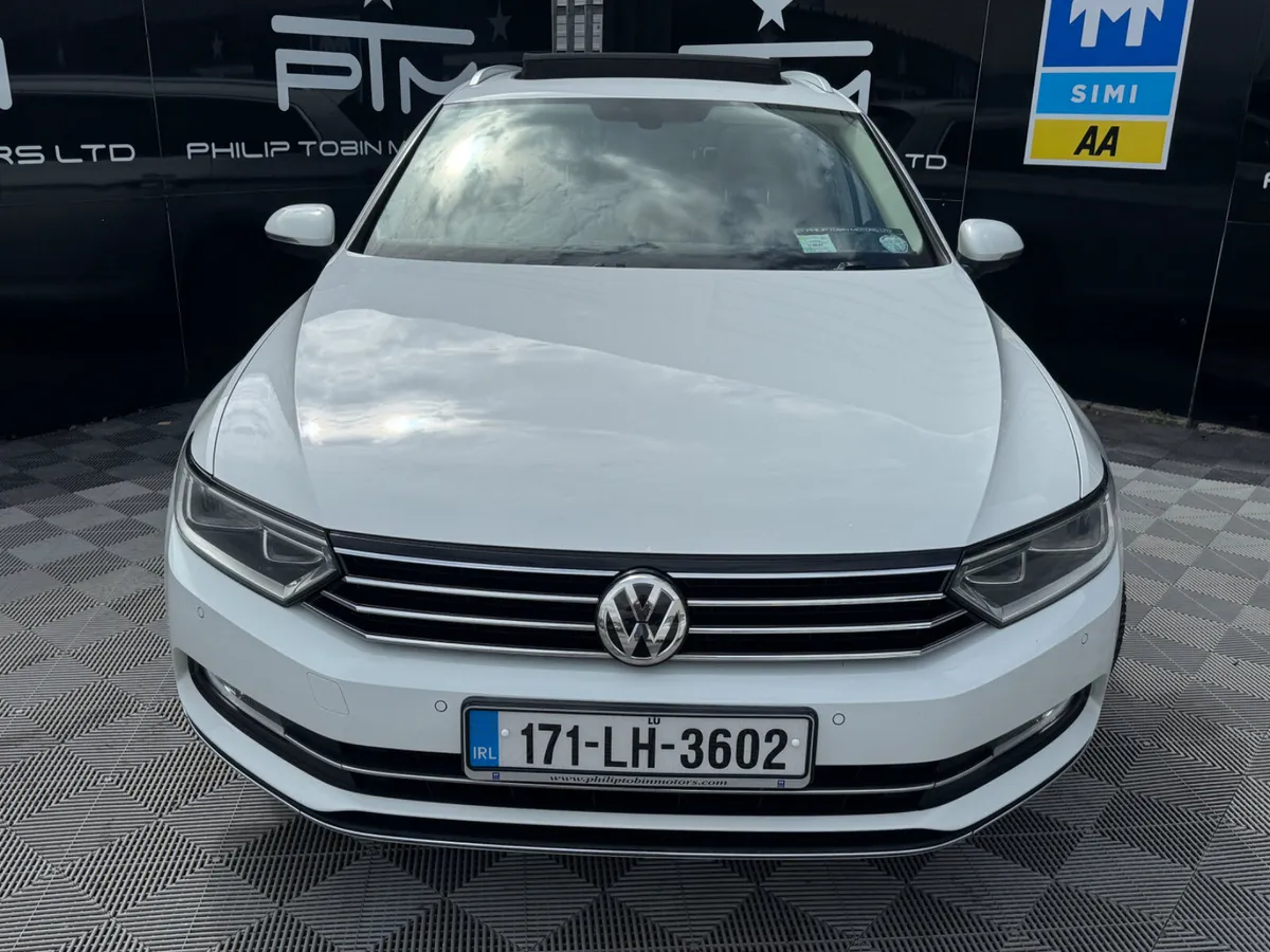 Volkswagen Passat 1.6TDi GT BMT Pan Roof Huge Spec - Image 4