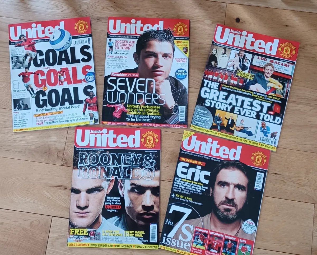 MANCHESTER UNITED MAGAZINES - Image 1