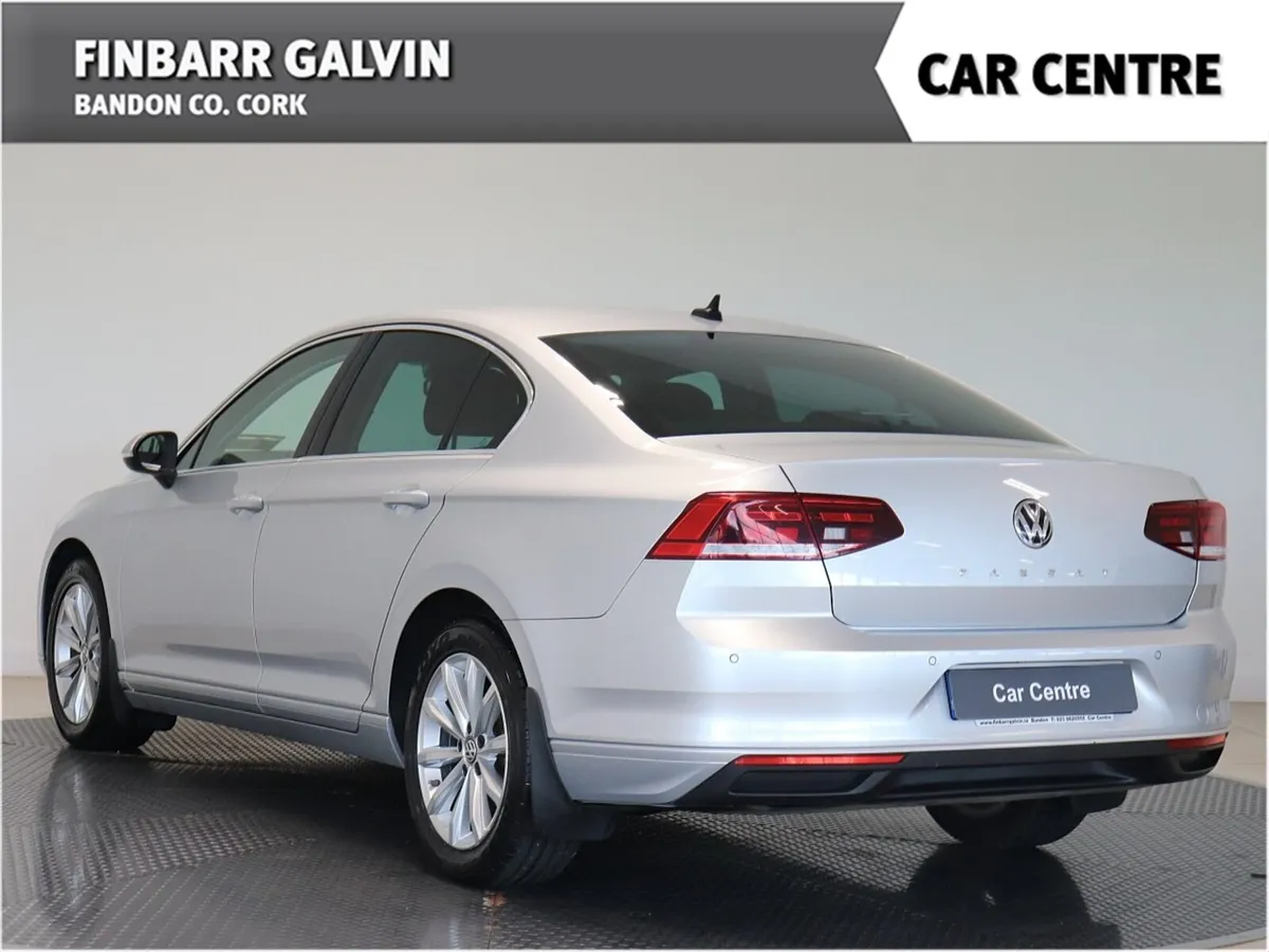 Volkswagen Passat 2.0 TDI 150 BHP - Image 3