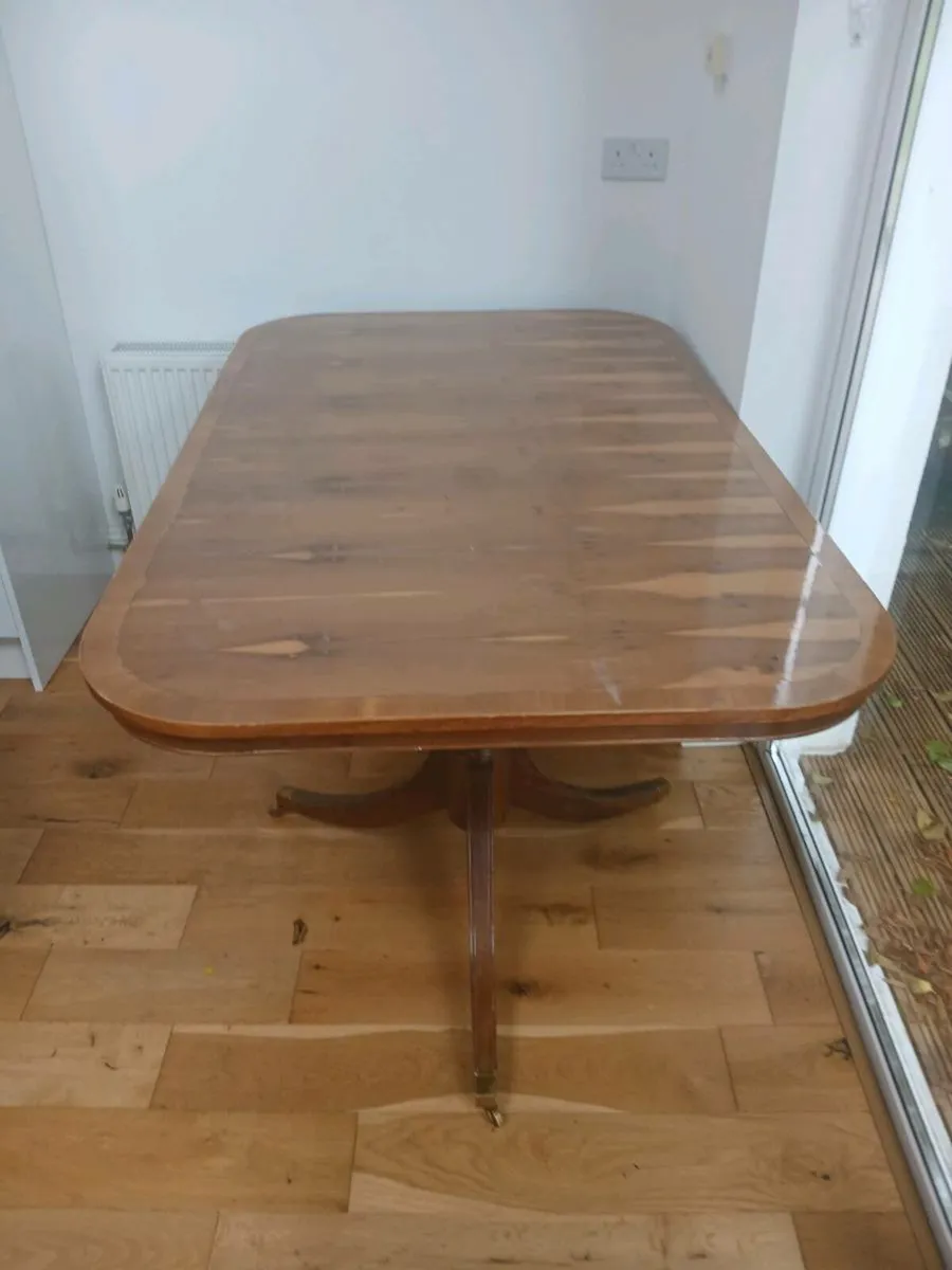 Kitchen table - Image 2