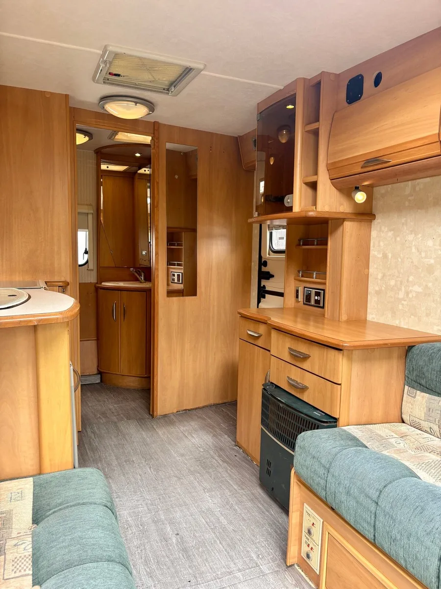 Swift Utopia Caravan - Image 3