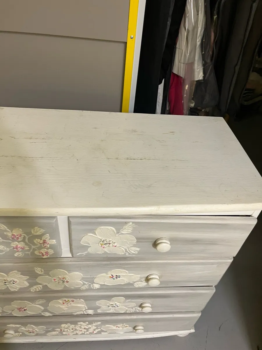 Chest of drawers - Image 3