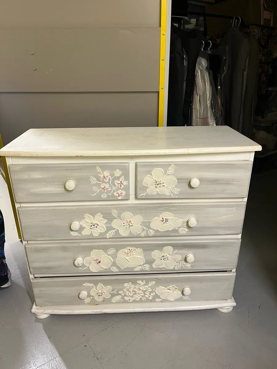 Chest of drawers - Image 4