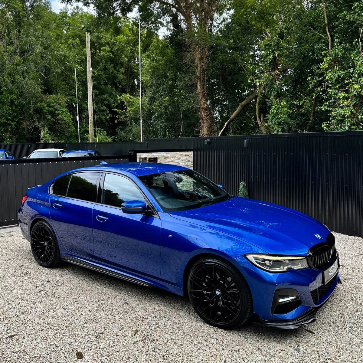 2020 (201)  BMW 330e M-SPORT  290BHP - Image 3