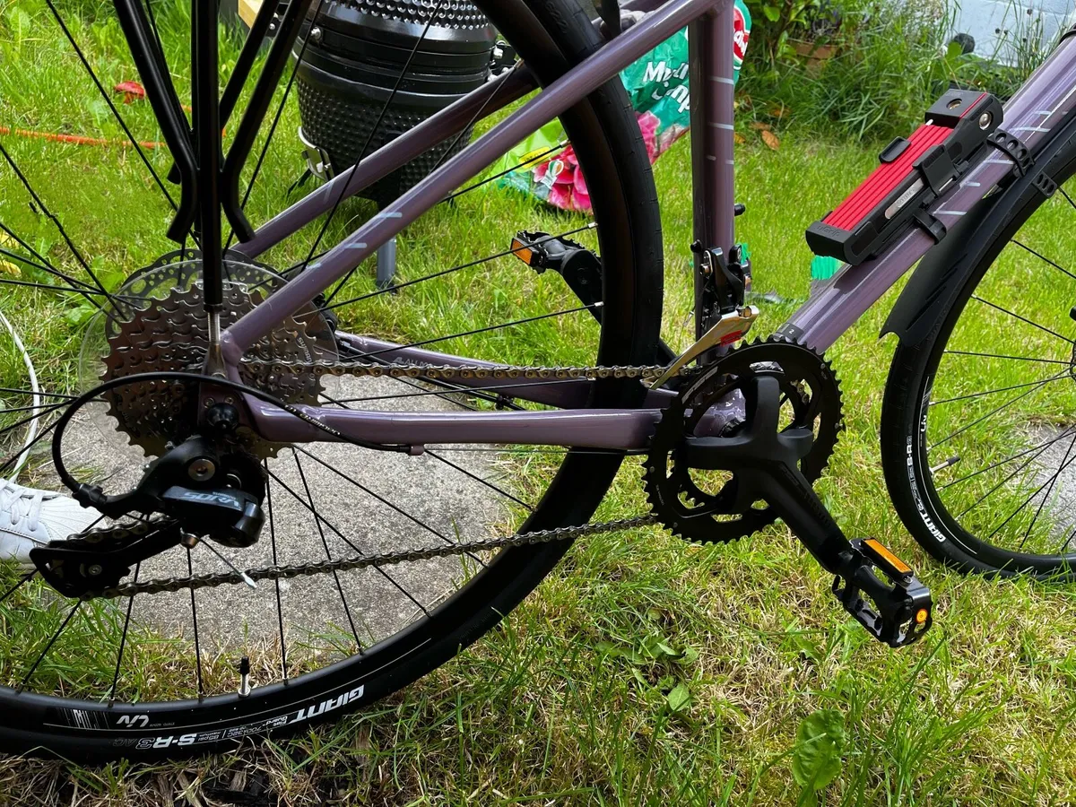 Giant | LIV Thrive 2 Women’s City Bike - Image 2