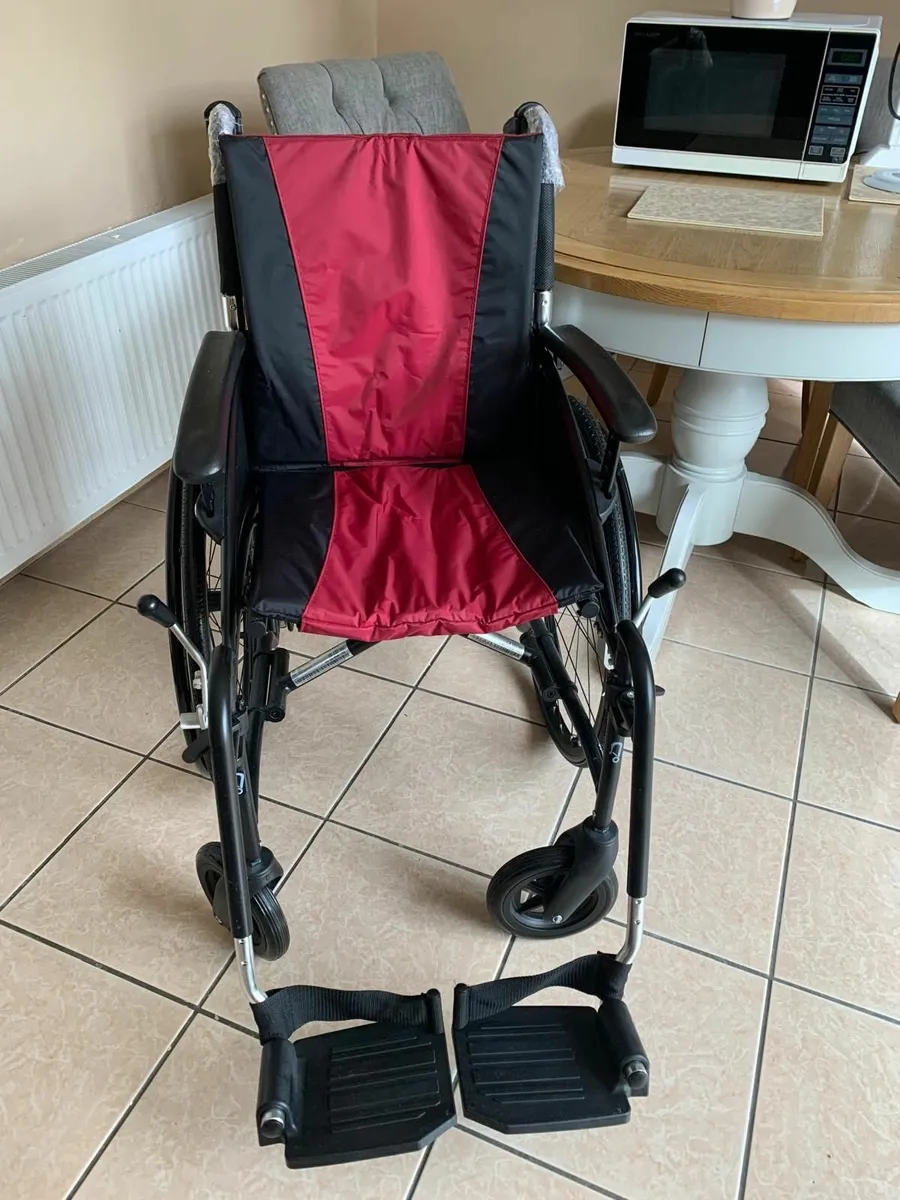 Brand New Excel G-Logic Lightweight Wheelchair - Image 2