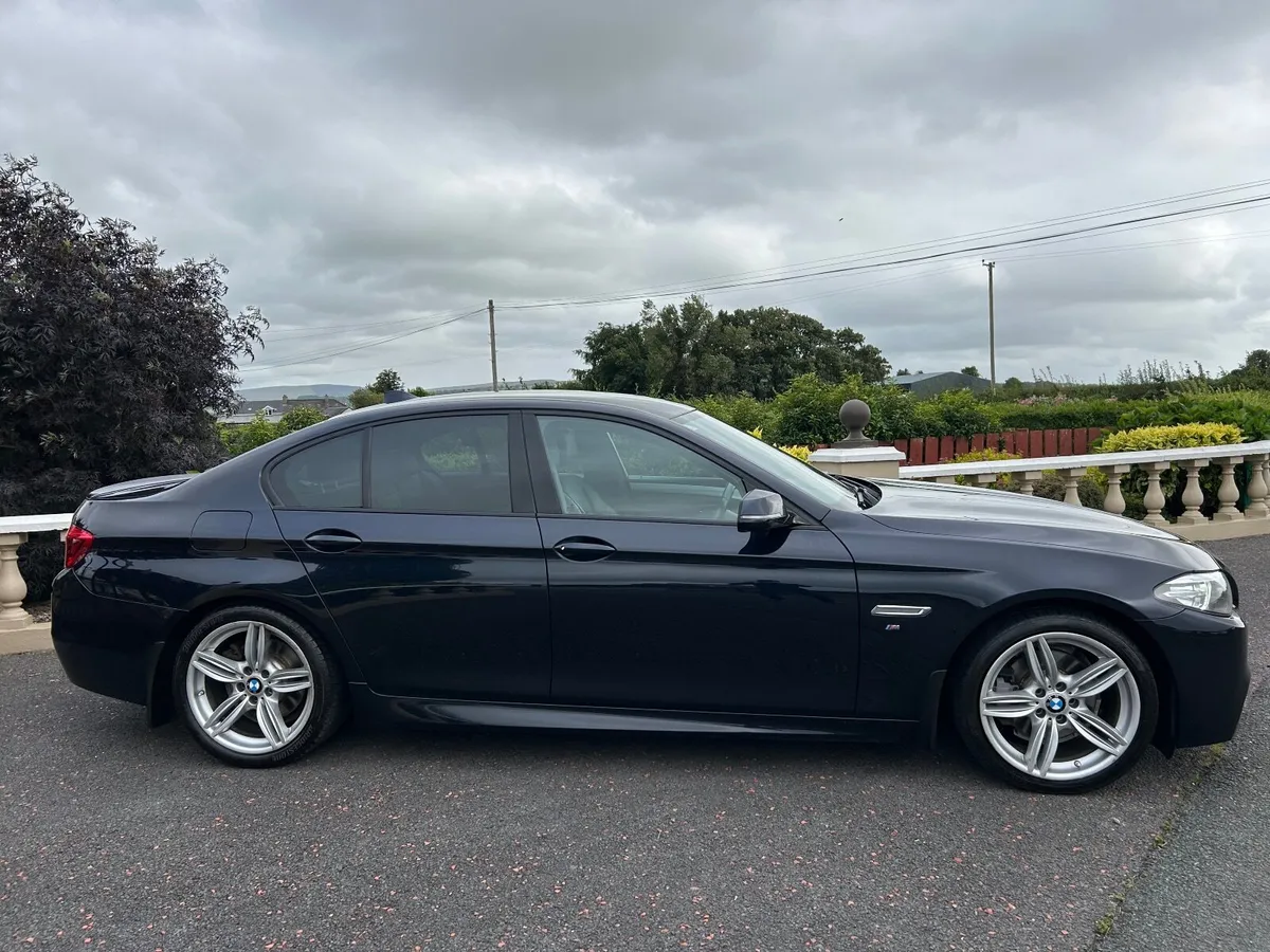 BMW 5-Series 2014 - Image 2