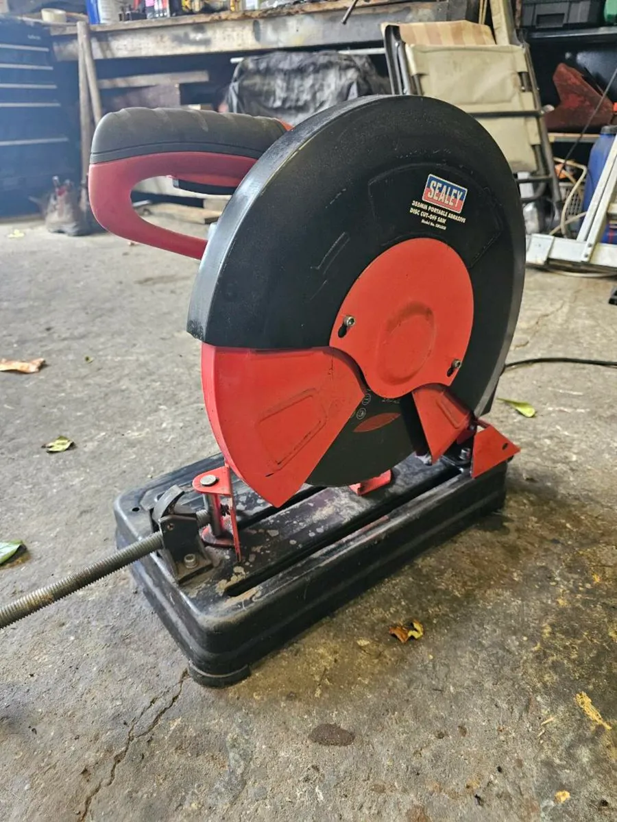 Metal and wood chop saws - Image 1