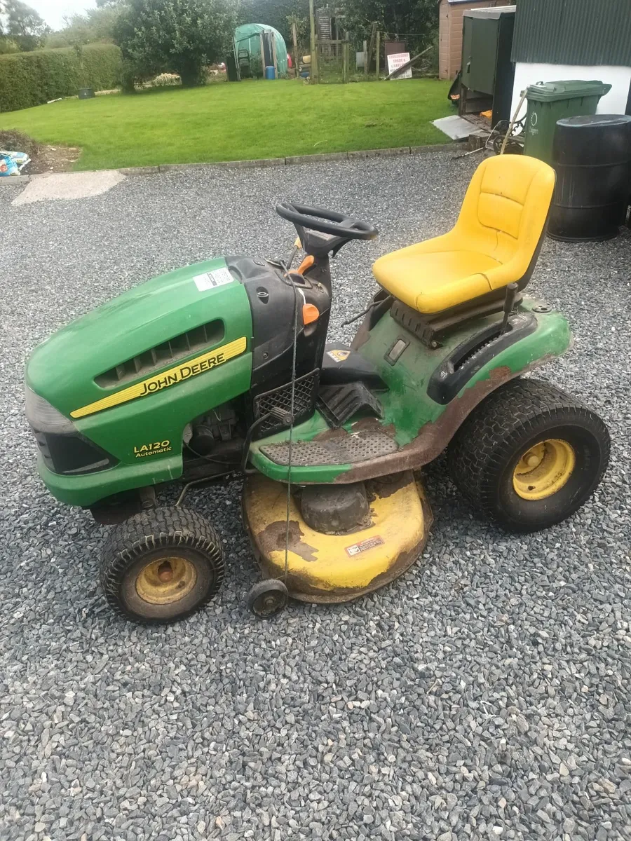LA120 Deck and Grassbox - Image 1