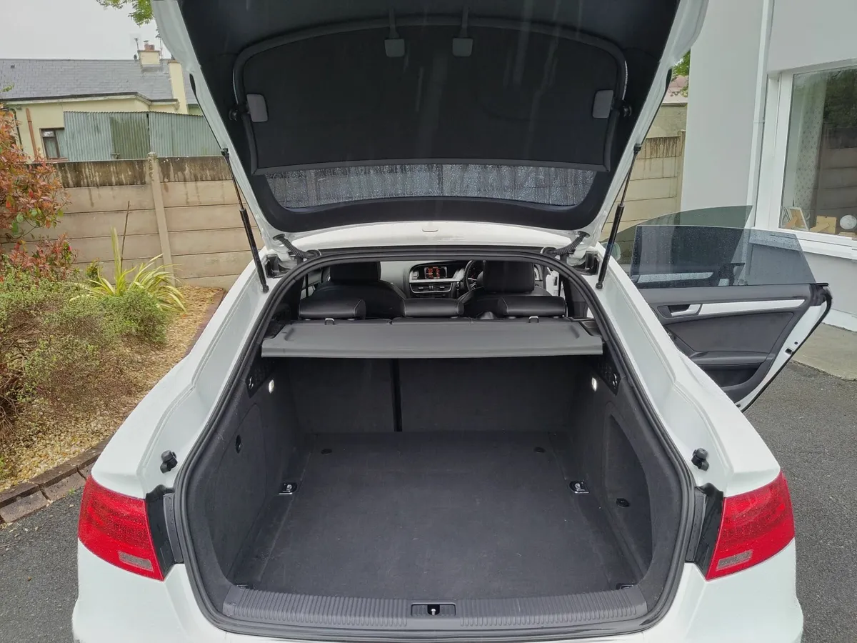 Audi A5 2015 - Image 2