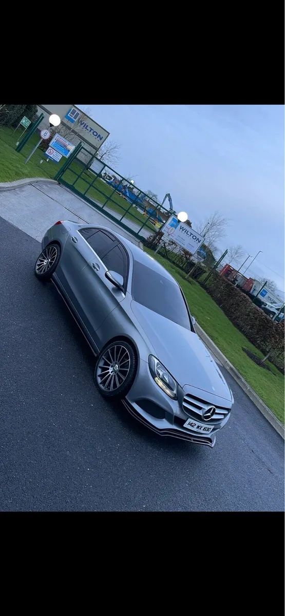Mercedes c220 - Image 1