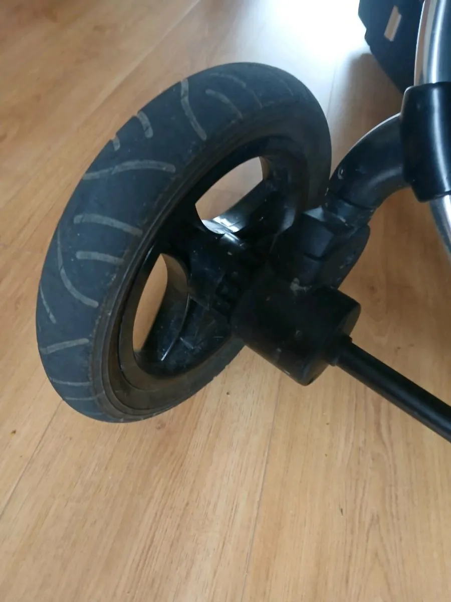Infababy Travel System - Image 3