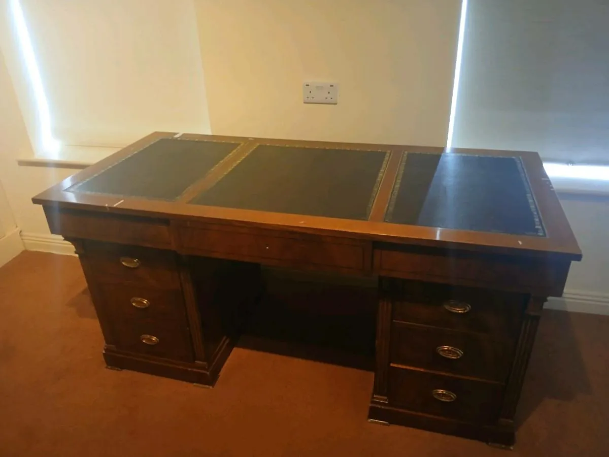 Office desk