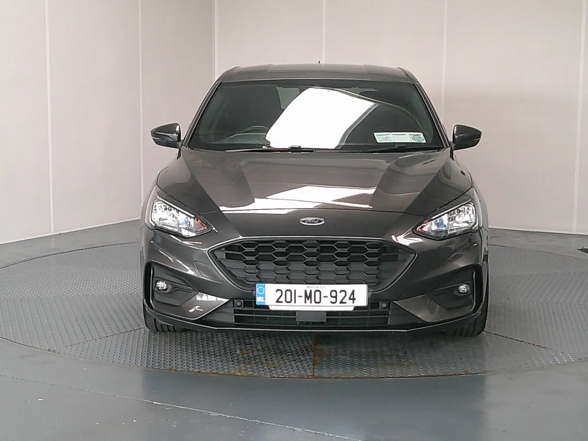 Ford Focus 2020 - Image 2