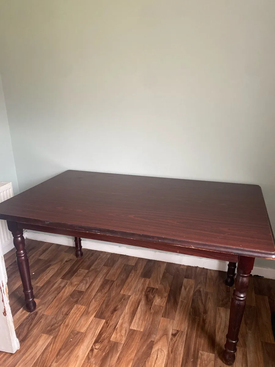 Kitchen table