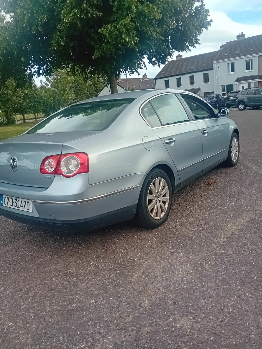 Volkswagen Passat 2007 - Image 3