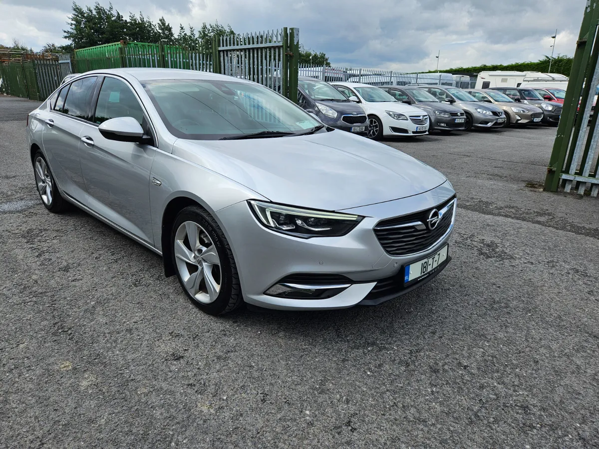 Opel Insignia 2018 2.0 TURBO D  SPORT ELIETE 170 - Image 2