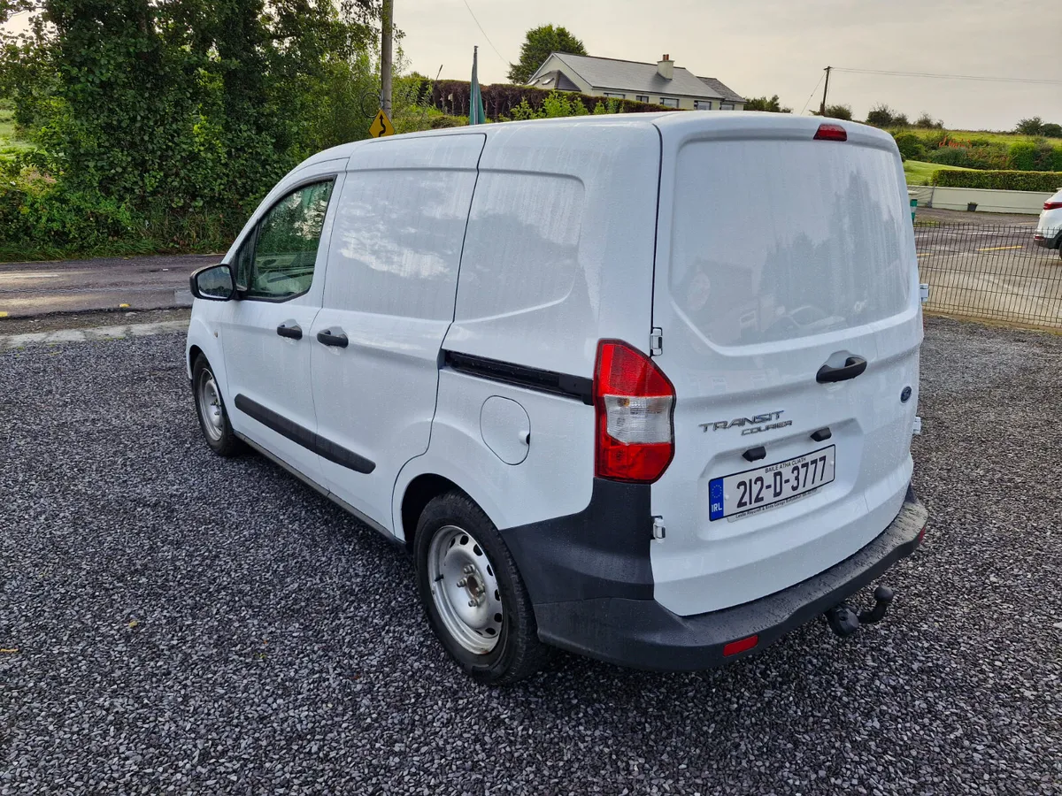 Ford Transit 2021 - Image 3