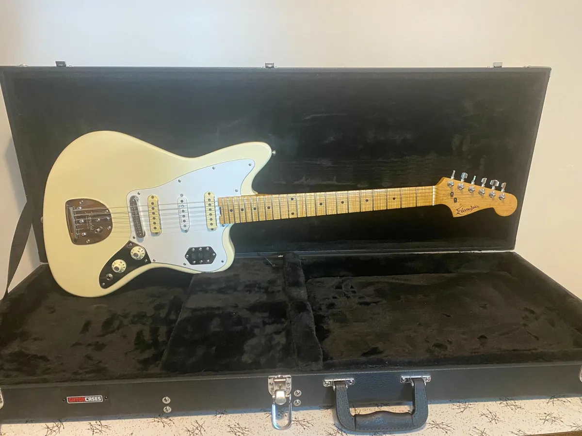 Menapia Guitars Custom Jaguar - Image 1