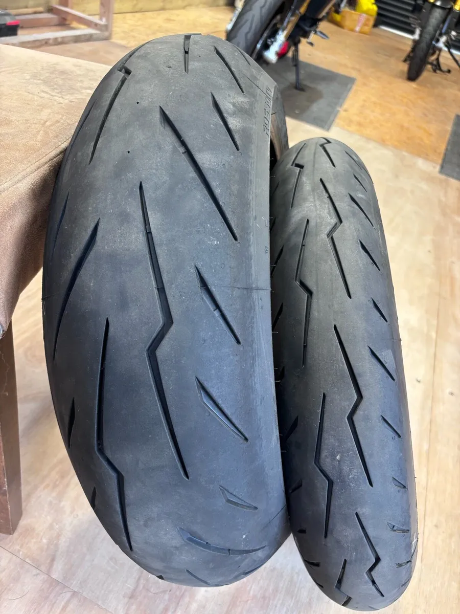 Pirelli Diablo Rosso IV & Michelin Anakee Tyres - Image 2