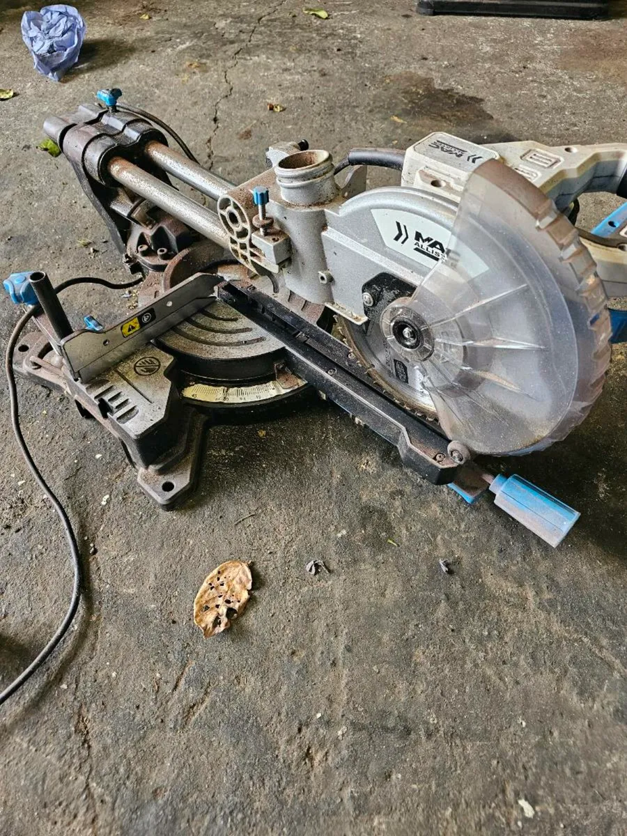 Metal and wood chop saws - Image 4
