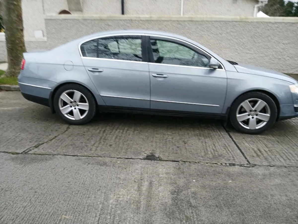 Car - Image 3