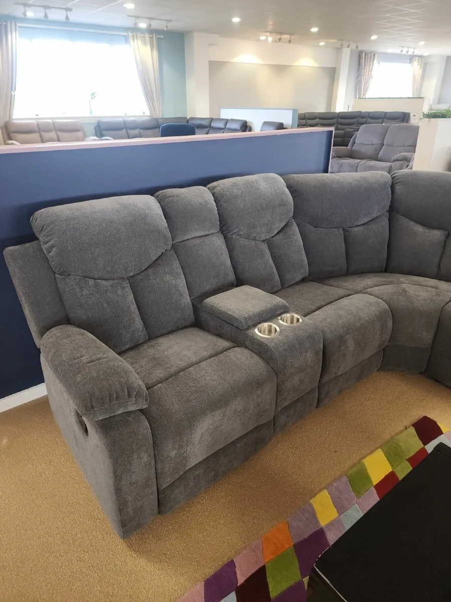 Sofa recliner - Image 2
