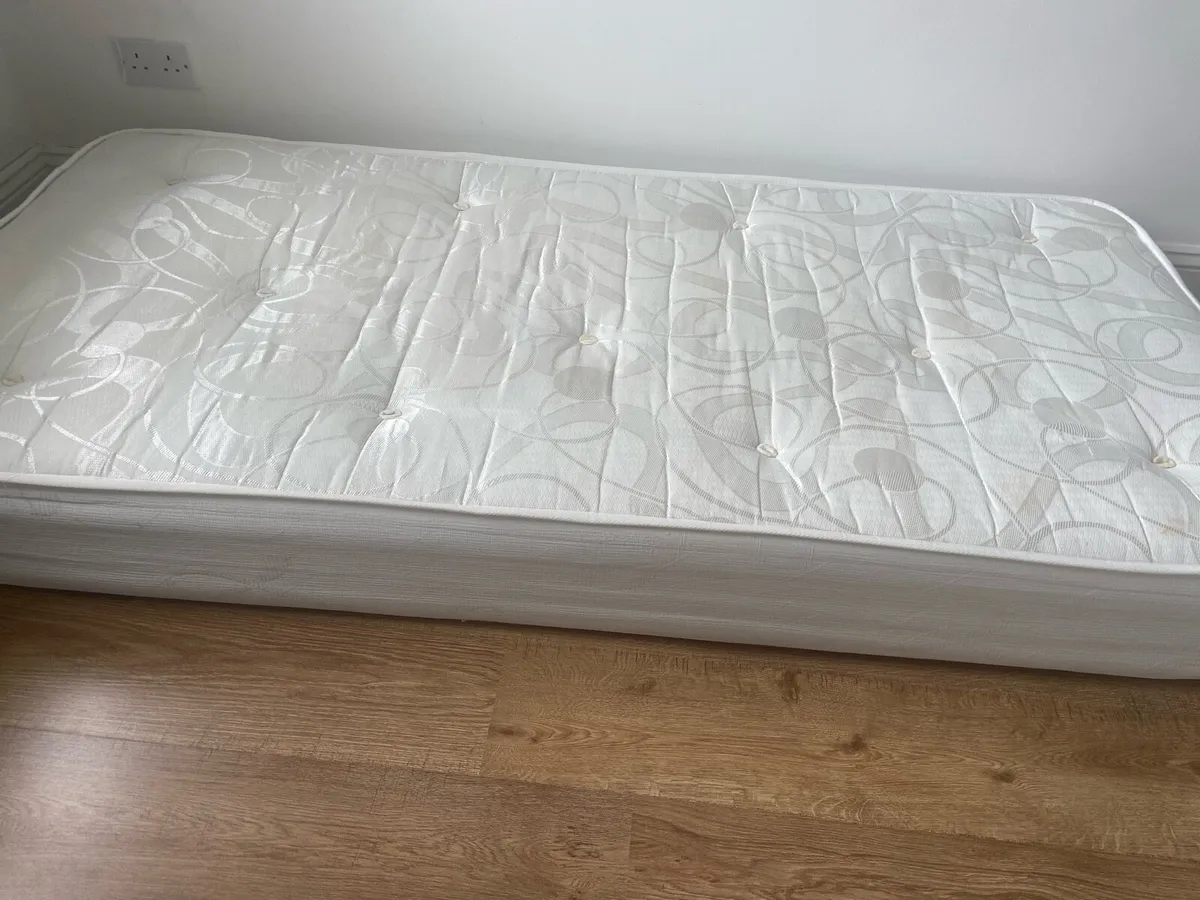 Single Mattress - Image 2