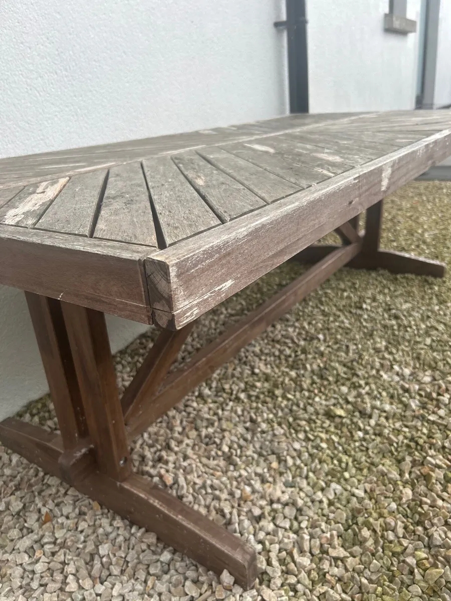Garden table and chairs. - Image 4