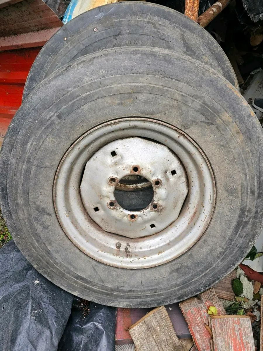 Leyland firestone tyres - Image 1