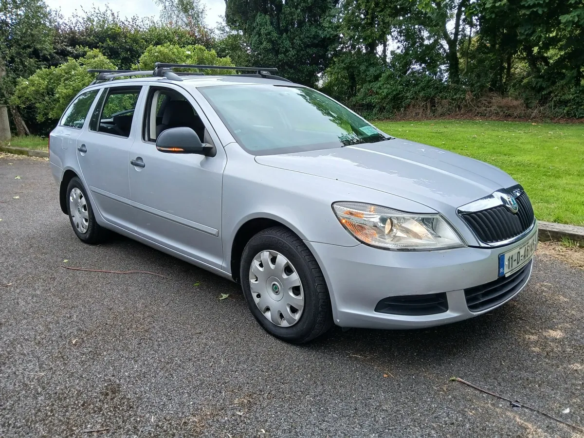 Skoda Octavia Estate New NCT 05/26 - Image 4