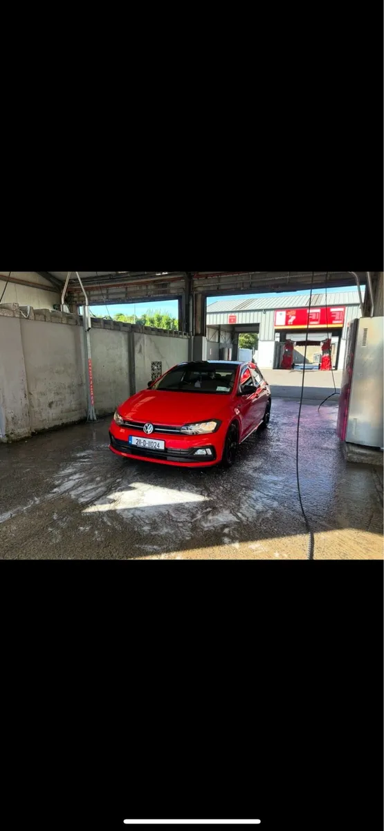 2021 Polo R-Line - Image 3