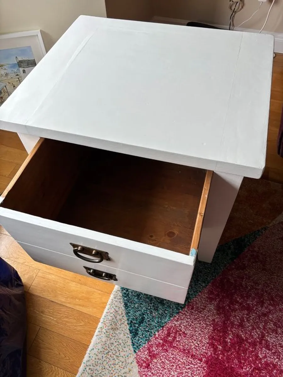 Cabinet - Image 3