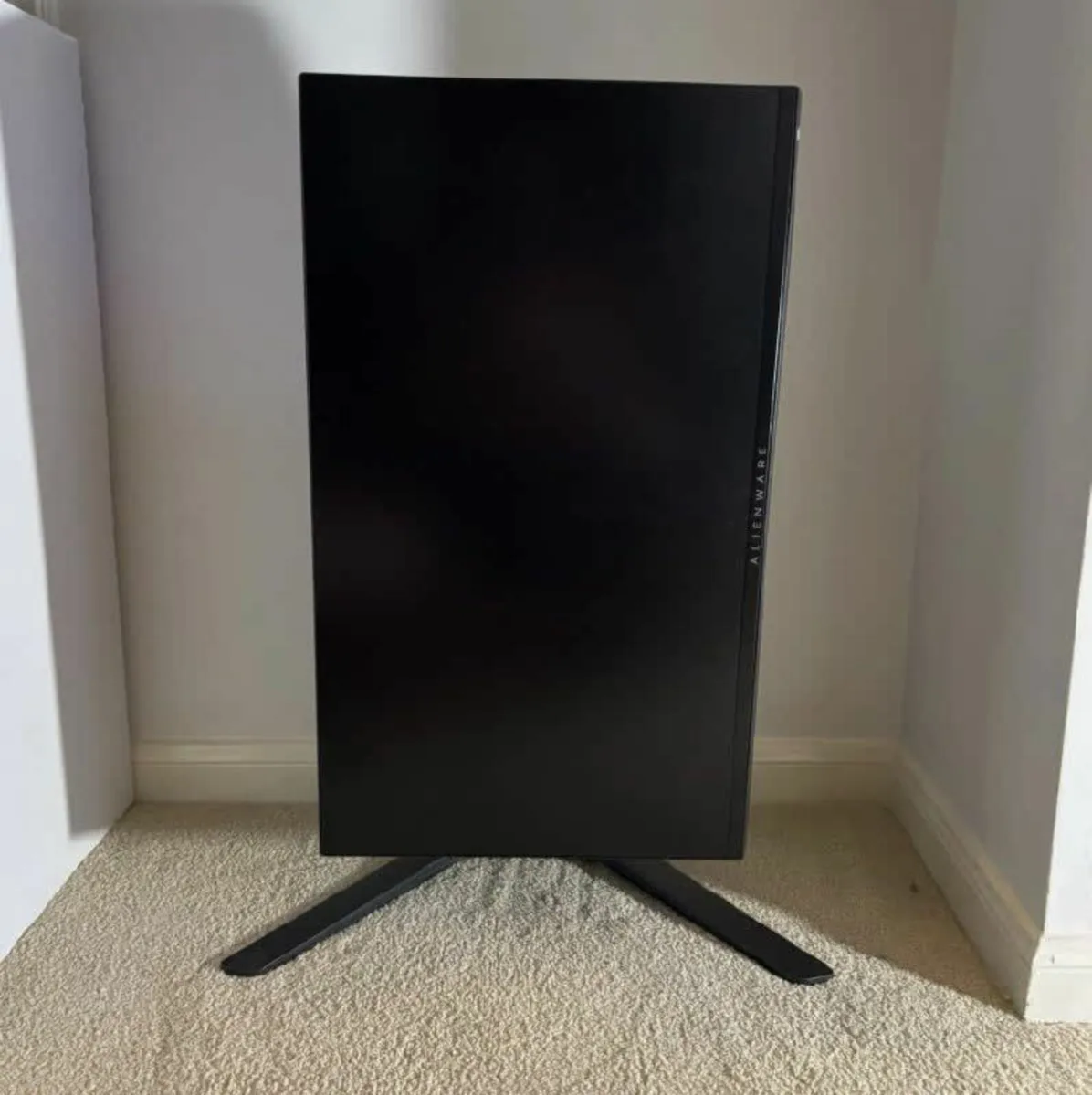 Alienware 24.5" IPS LED Monitor - Image 4