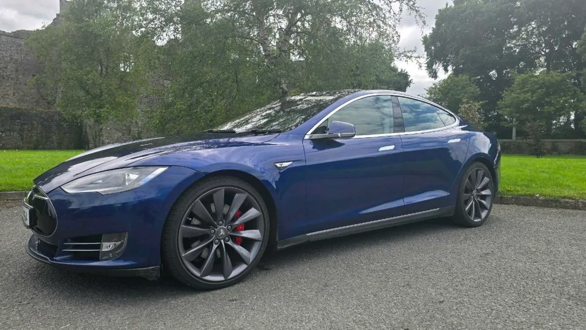 Tesla Model S P90D Free Supercharging - Image 1