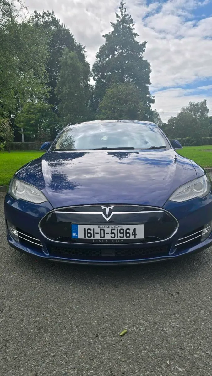 Tesla Model S P90D Free Supercharging - Image 4
