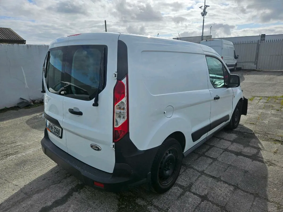 2016 Transit connect UNRECORDED LOW MILEAGE 95KM - Image 4