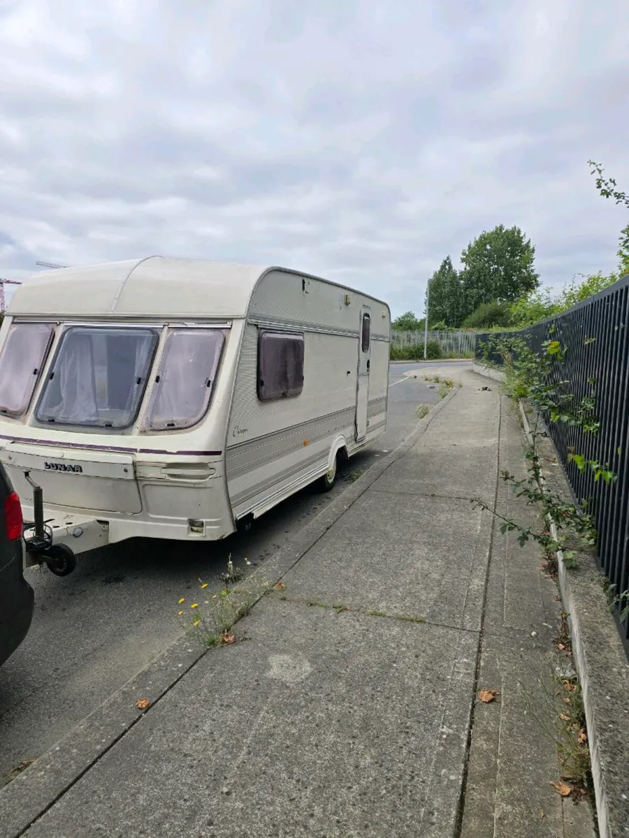Caravan - Image 1