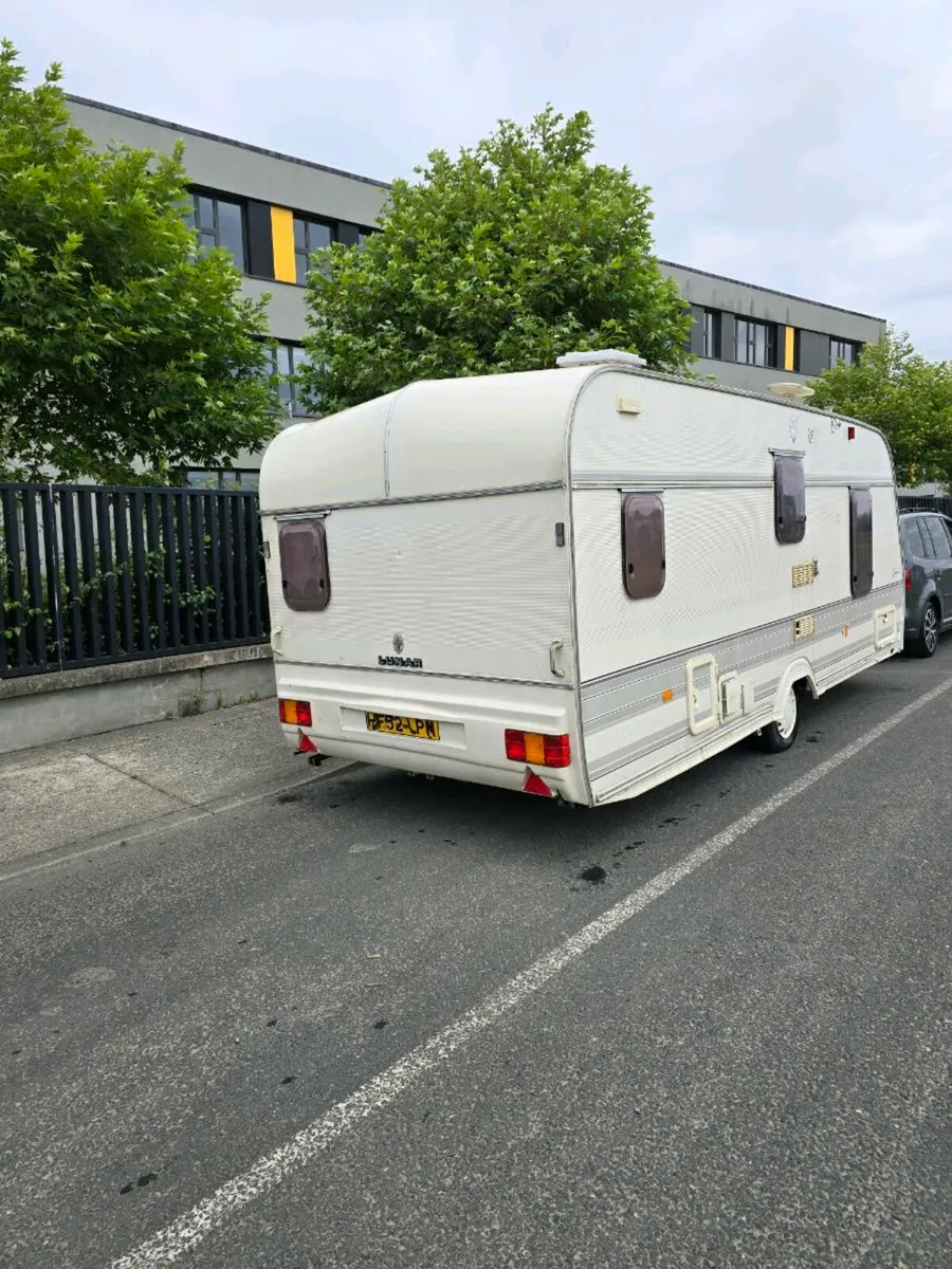 Caravan - Image 3