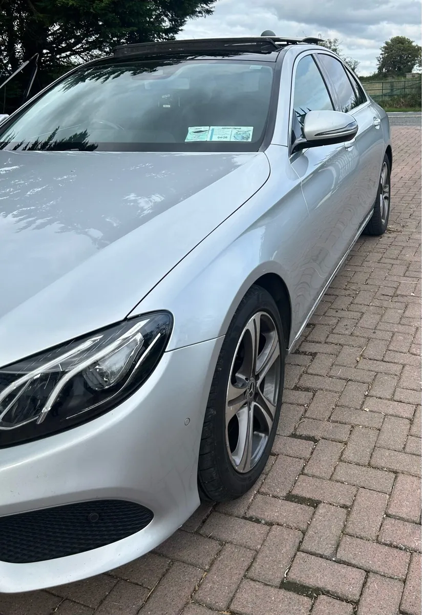 High Spec 2018 Mercedes Benz e220 - Image 2