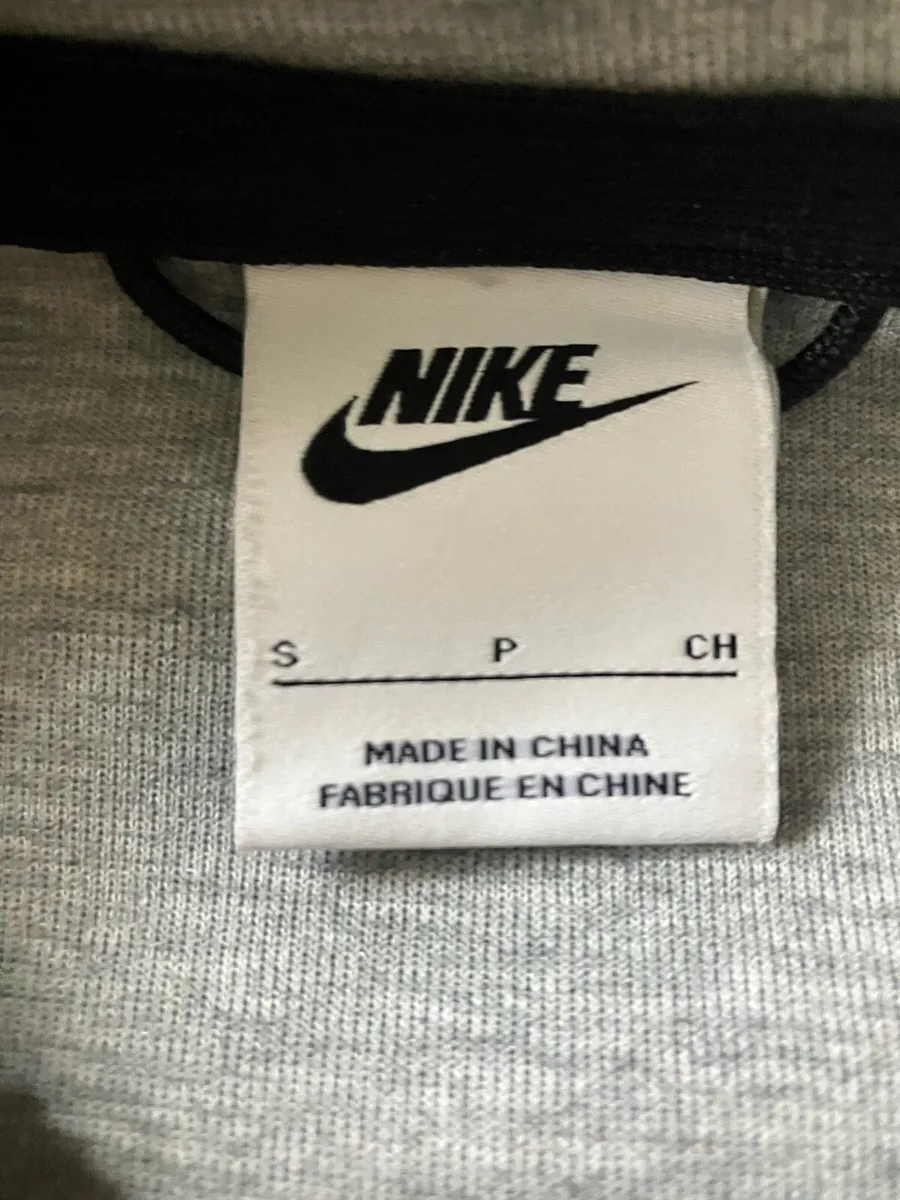Nike Tec hoodie Size S - Image 3