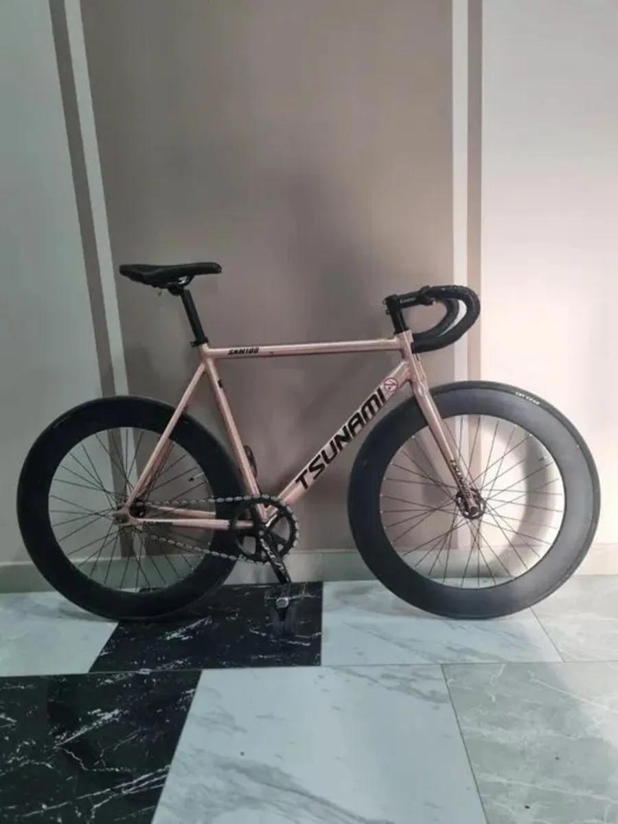 Tsunami snm100 Bicycle - Image 1