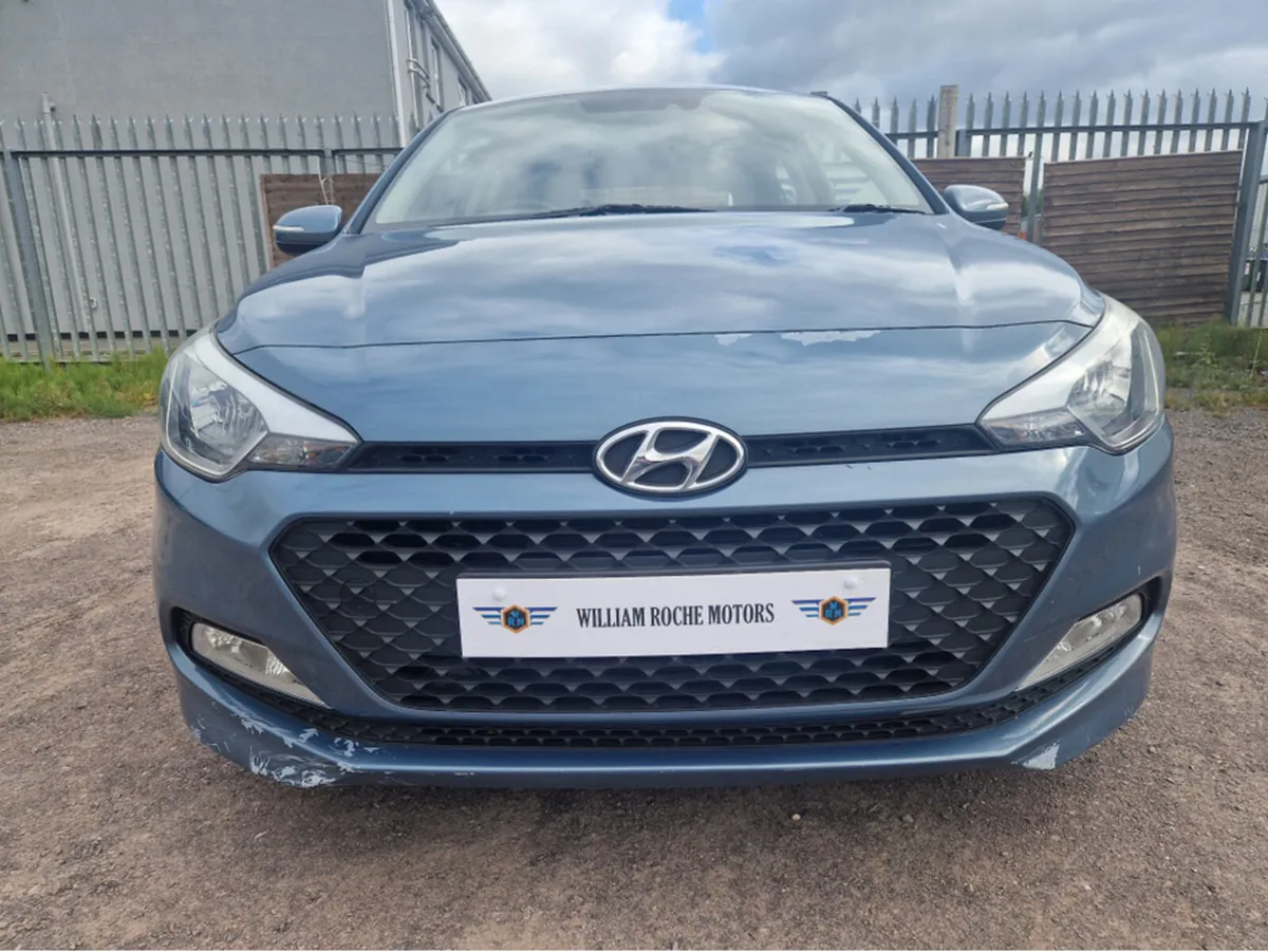 Hyundai i20 SE MPI 83BHP 5DR 84PS - Image 3