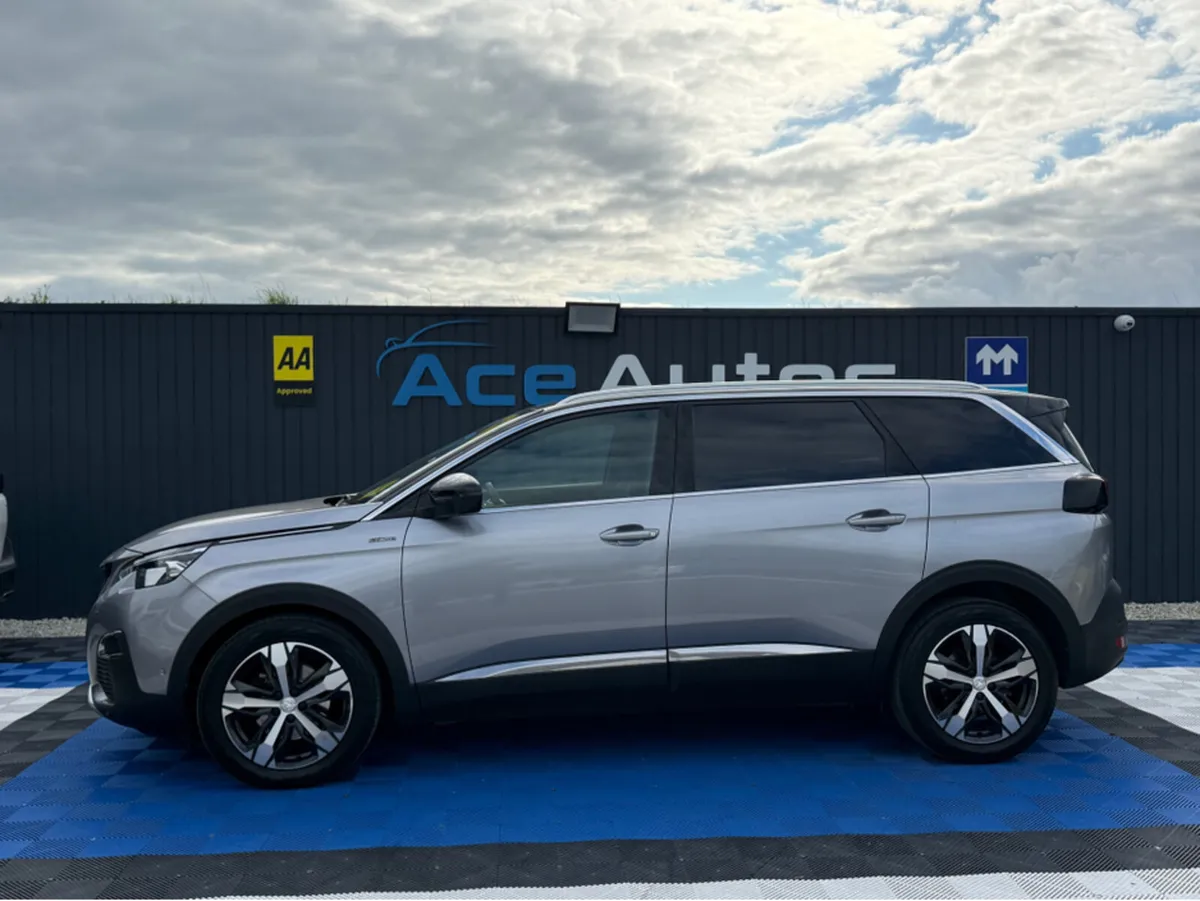 Peugeot 5008 GT-LINE - 2.0L DIESEL - 7 SEATS - AUT - Image 4