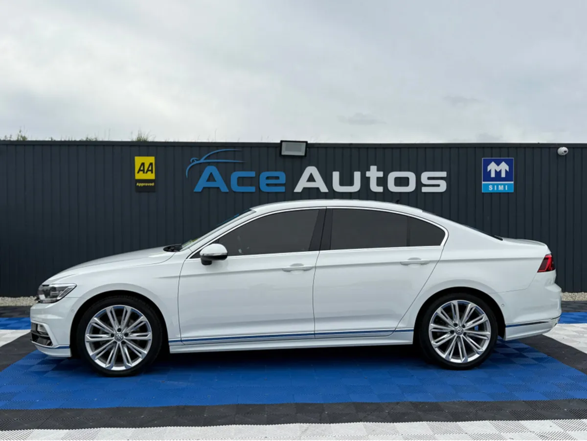 Volkswagen Passat R-LINE - 2.0 PETROL - AUTO - 12M - Image 4