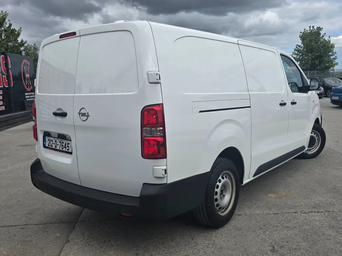 212 Opel Vivaro 1.5d/1 Owner/New CVRT/Warranty - Image 2