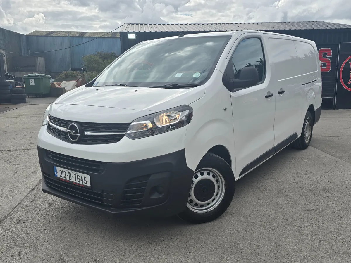 212 Opel Vivaro 1.5d/1 Owner/New CVRT/Warranty - Image 3