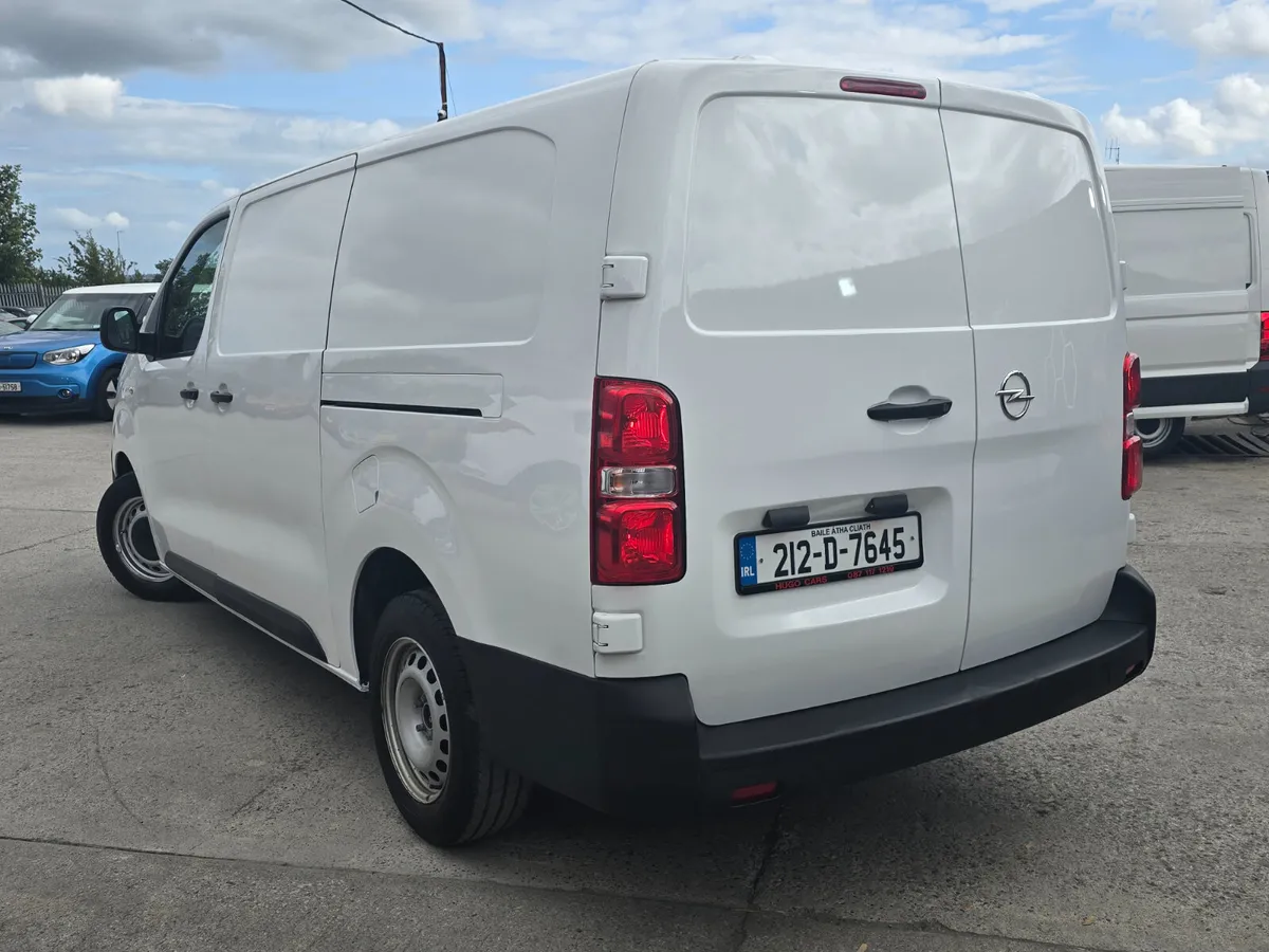 212 Opel Vivaro 1.5d/1 Owner/New CVRT/Warranty - Image 4